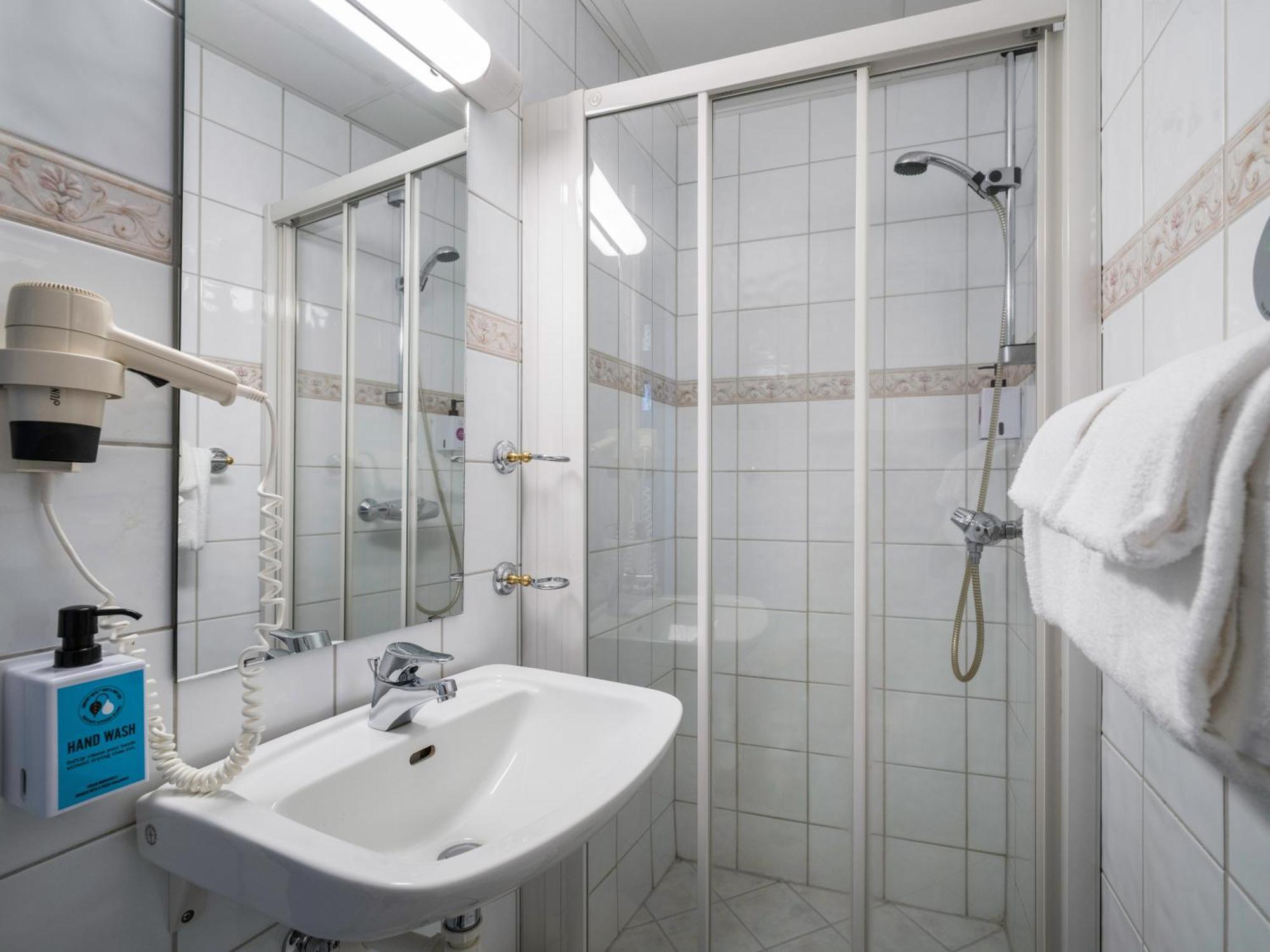 Comfort Hotel Финнснес Экстерьер фото